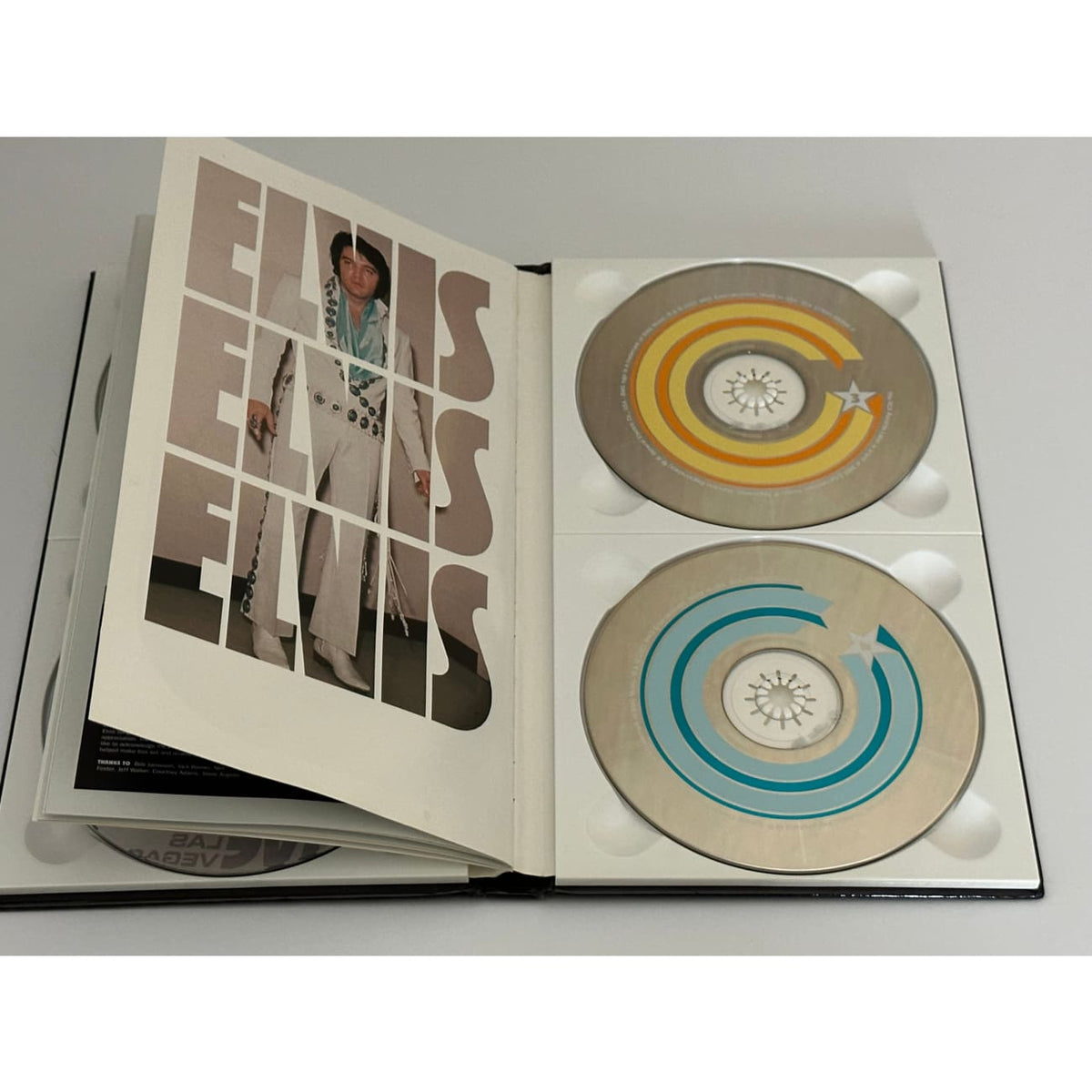 musicgoldmine.com - Elvis Live in Las Vegas 4-CD Box Set w