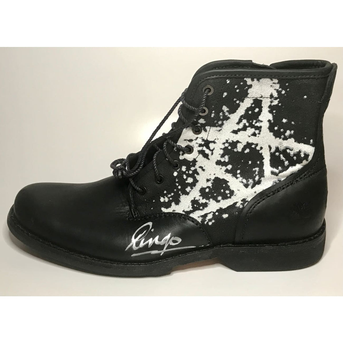 musicgoldmine.com - Ringo Starr Signed Custom Timberland 
