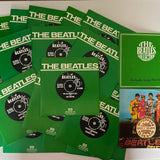 The Beatles - The Singles Collection 1962-1970 24x7’’ incl. booklet + p/s Sgt Pepper 7’’ 1977 - Media