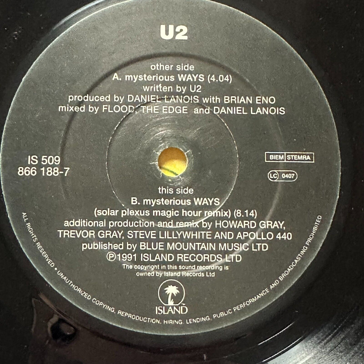 U2 Mysterious Ways UK 7