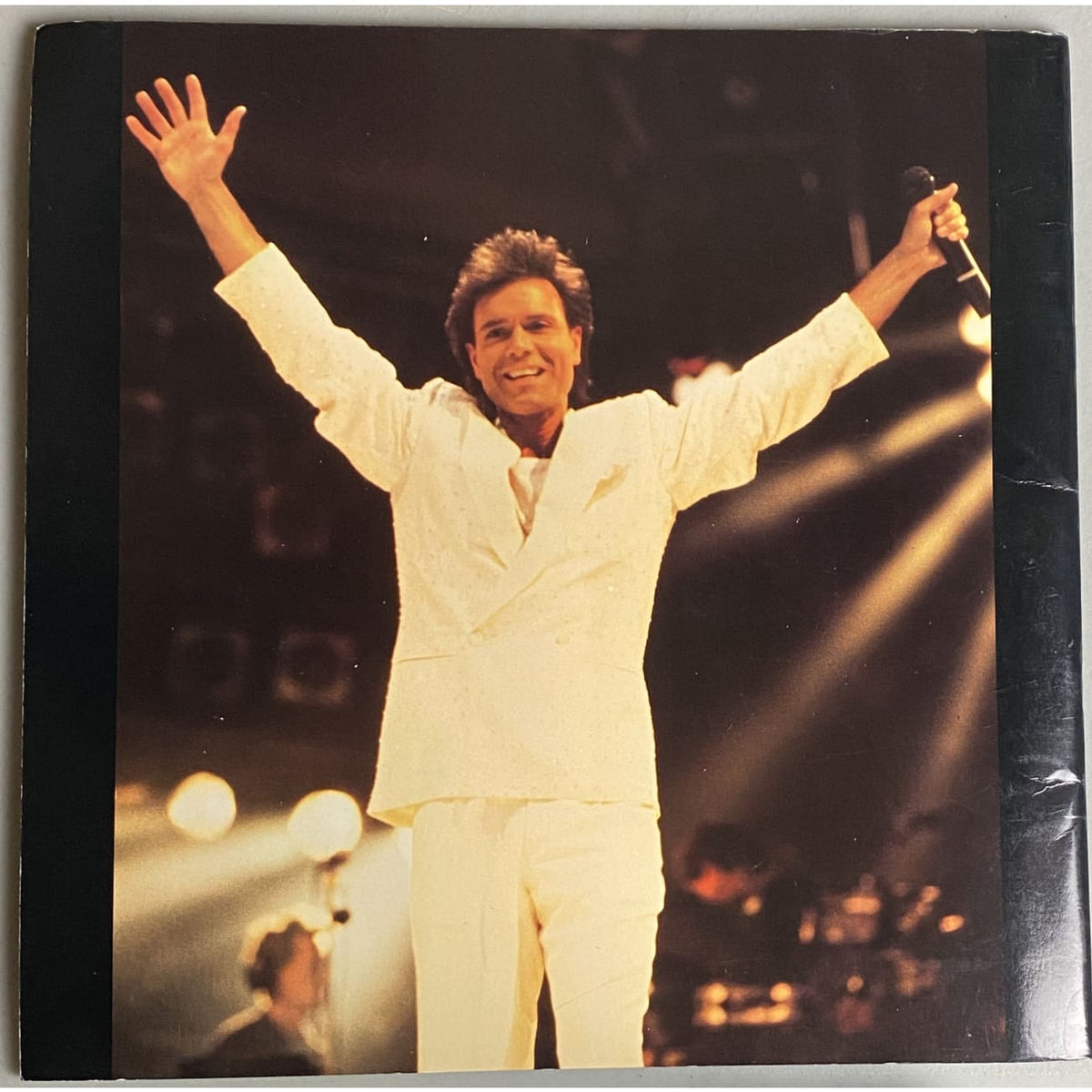 musicgoldmine.com - Cliff Richard 1990 From A Distance Tour