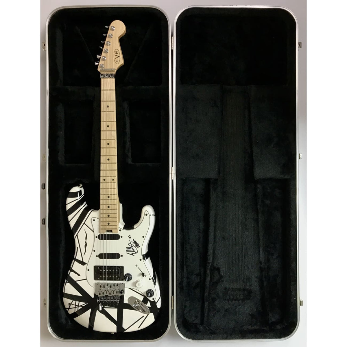 musicgoldmine.com - Van Halen Eddie Van Halen Signed EVH