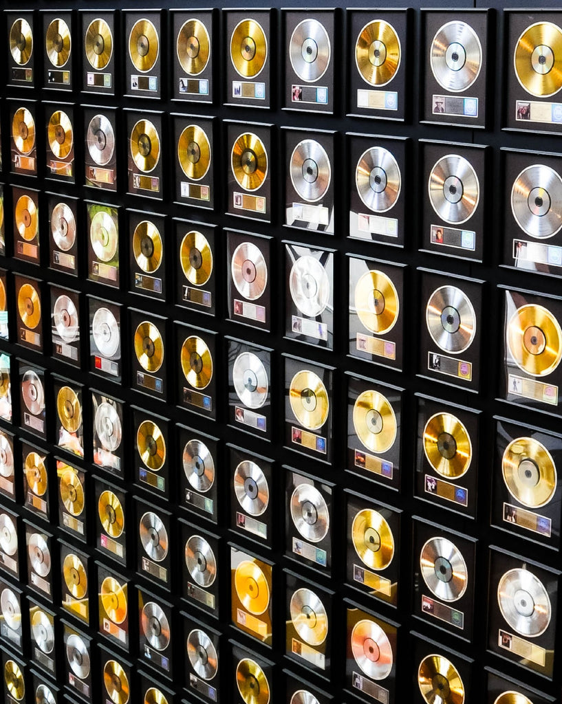 5 Tips To Spot Fake RIAA Awards