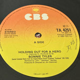 Bonnie Tyler ’Holding Out For A Hero’ 12’’ Record 45rpm UK Import (1984) TA4251 - Media