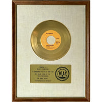 Elvis Presley ’Suspicious Minds’ RIAA Gold 45 Award presented to Elvis Presley- RARE - Record Award