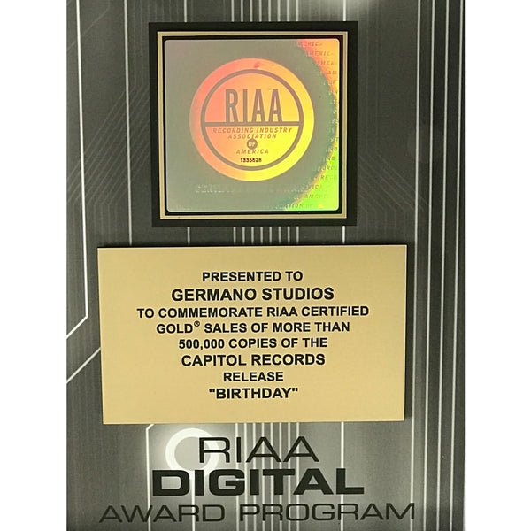 musicgoldmine.com - Katy Perry Birthday RIAA Digital Single Award ...